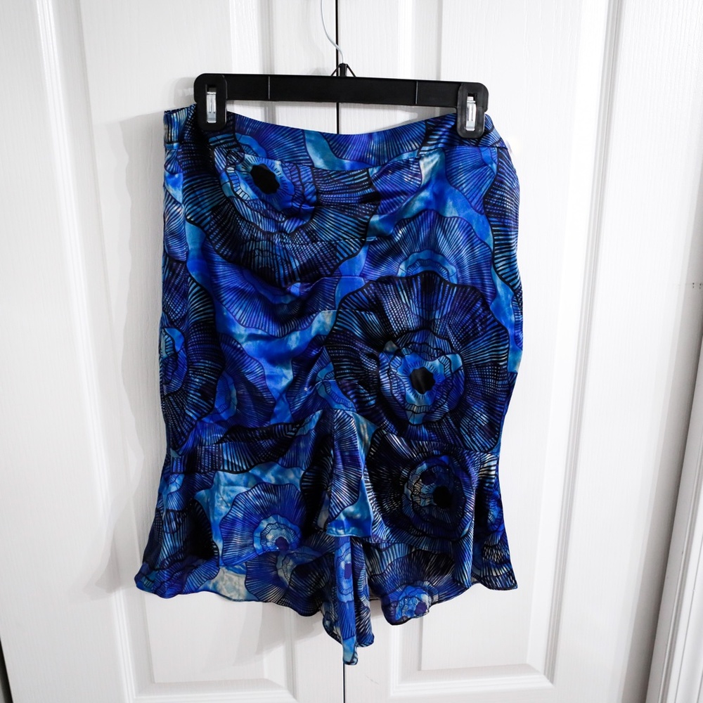LIKE NEW MARCIANO - Stretch Silk Skirt - Medium